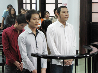 Rủ nhau buôn ma túy, dắt nhau vào tù