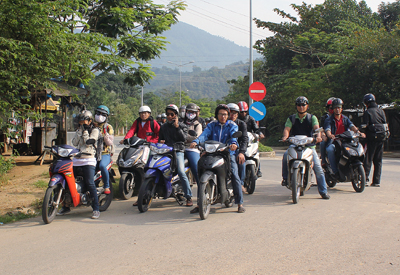 Hành trình hơn 50km cũng là thời điểm giúp các thành viên giao lưu với nhau