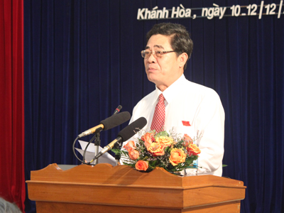 Tập trung thảo luận về kinh tế - xã hội