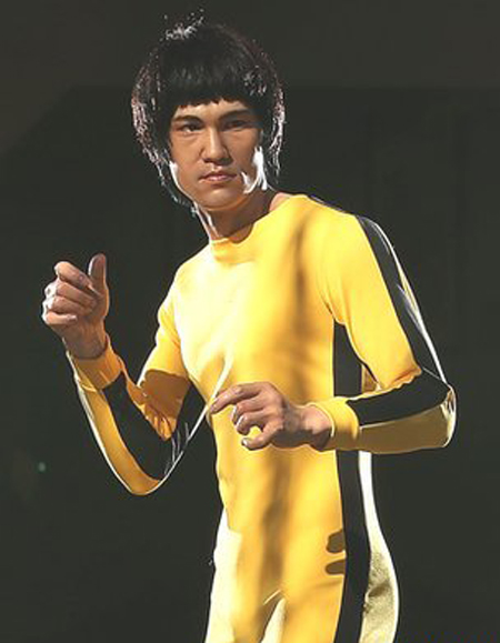 Chiếc áo Lý Tiểu Long mặc trong bộ phim cuối cùng giá 2 tỷ