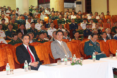 Gặp mặt sĩ quan cao cấp quân đội đã nghỉ hưu