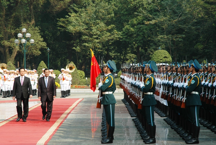 Thủ tướng Nguyễn Tấn Dũng hội đàm với Thủ tướng Campuchia Hun Sen