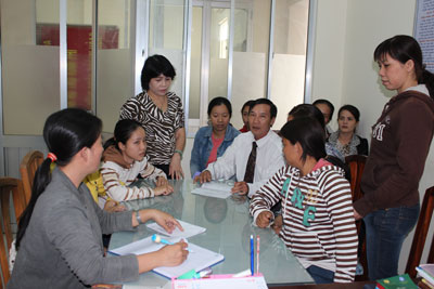 Nâng cao nhận thức pháp luật cho công nhân