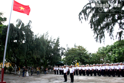 Cán bộ, chiến sĩ đảo Sơn Ca tổ chức đón năm mới