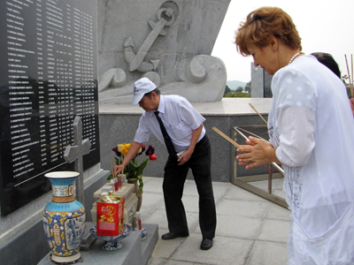 Tưởng niệm quân nhân Liên Xô/Nga - Việt Nam