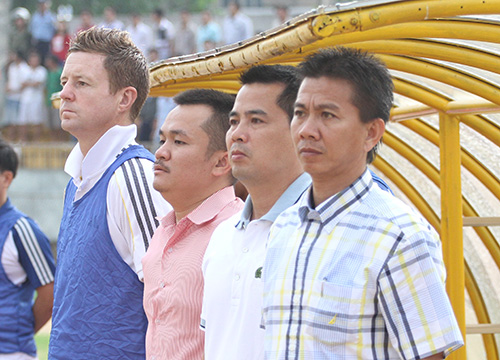 Đầu năm, đội Hải Phòng cách chức huấn luyện viên