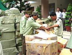 Chế tài mới xử phạt buôn bán hàng giả, hàng cấm