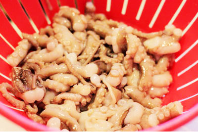 Bạch tuộc xào sả ớt nhâm nhi cuối tuần