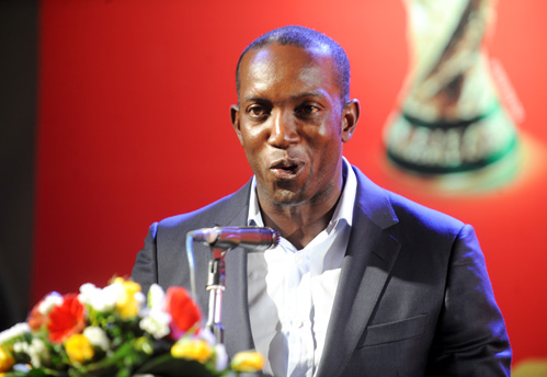 Cựu chân sút Man Utd Dwight Yorke đến Việt Nam