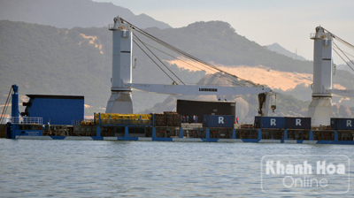 Hạ thủy tàu ngầm Hà Nội