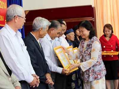 Vận động mỗi gia đình có một hội viên khuyến học