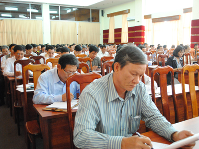 Hội nghị cán bộ chủ chốt học tập, quán triệt Nghị quyết Trung ương 8