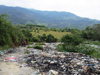 Bãi rác không lớn nhưng gây ô nhiễm