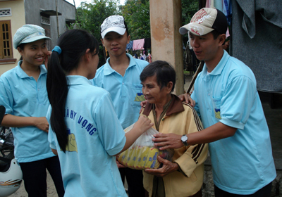 Như những đốm lửa…