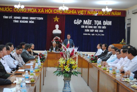 Gặp mặt cán bộ khoa học tiêu biểu