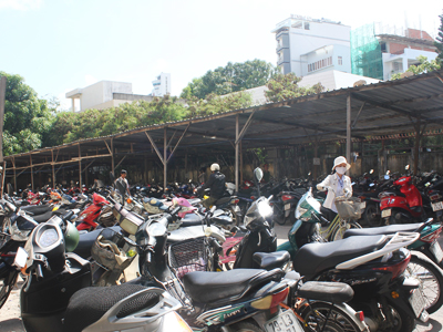 Quản lý chặt các điểm giữ xe trong dịp Tết