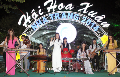 Hội hoa Xuân: Cống hiến cho một không gian nghệ thuật