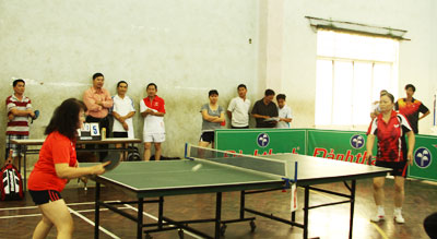 325 vận động viên tranh tài