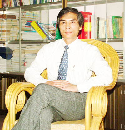 Cần triển khai thi hành Hiến pháp nghiêm túc, chặt chẽ