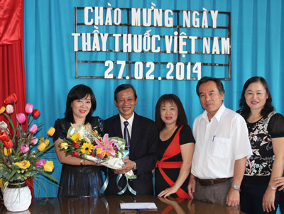 Nhiều hoạt động kỷ niệm ngày Thầy thuốc Việt Nam