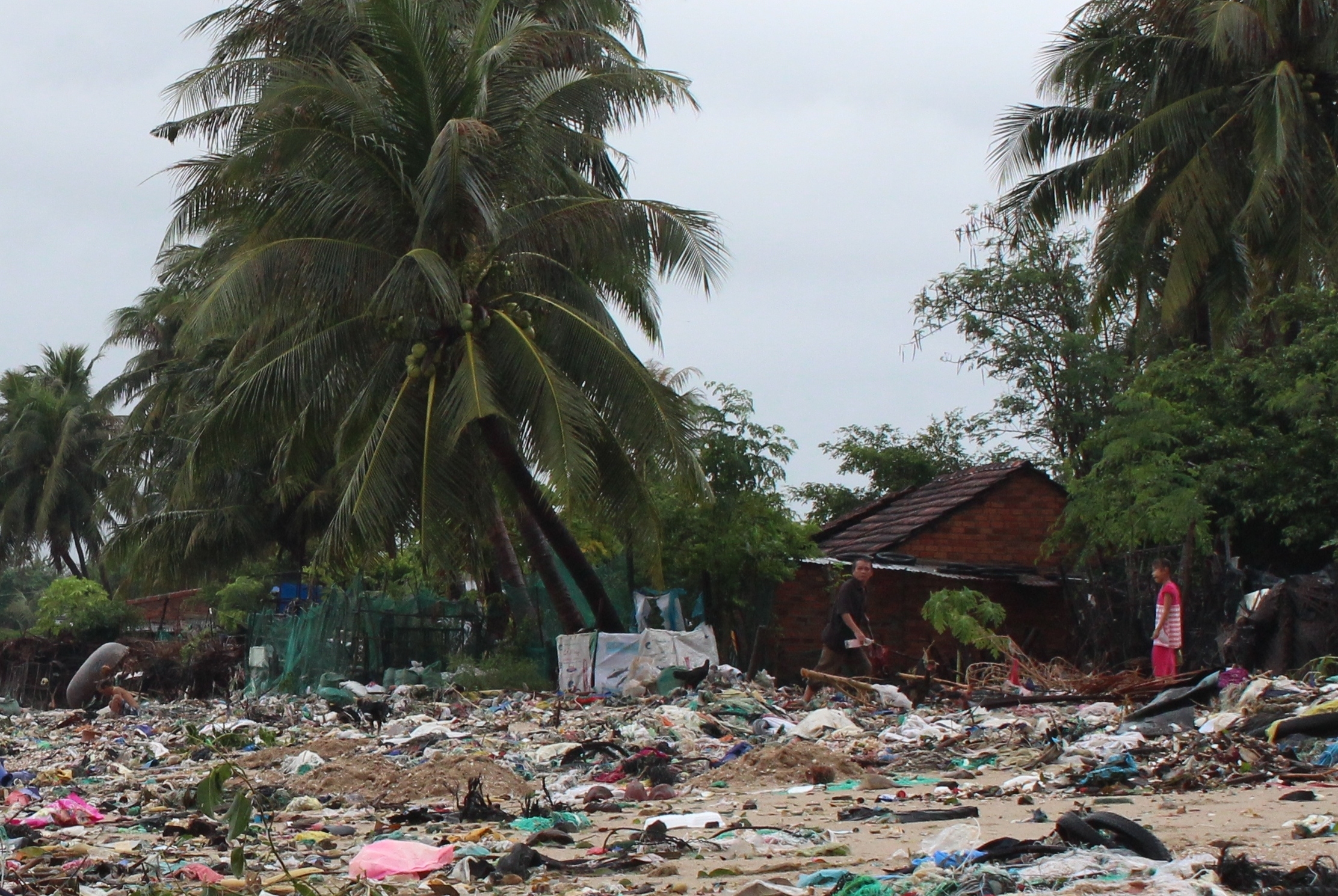 Ô nhiễm môi trường nông thôn: Cần có biện pháp giải quyết