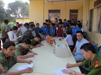 Hơn 150 đoàn viên thanh niên tham gia hiến máu tình nguyện