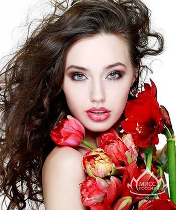 Á hậu 2 Anastasia Kostenko