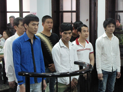 Trả hồ sơ vụ chém người can ngăn