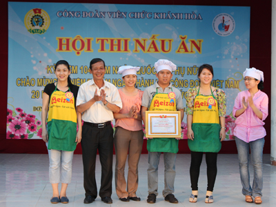 Đội khối các cơ quan tổng hợp đoạt giải nhất