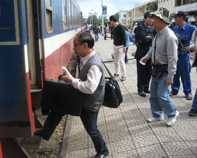 Ga Nha Trang giảm giá vé tàu địa phương