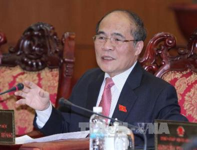 Ủy ban Thường vụ Quốc hội cho ý kiến về dự án Luật Công chứng (sửa đổi)