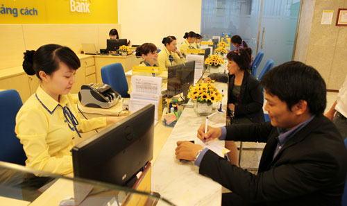 Trần lãi suất kỳ hạn ngắn giảm còn 6%/năm