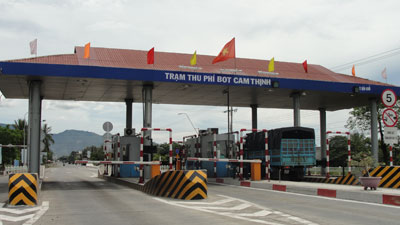 Trạm thu phí Cam Thịnh. Ảnh: B.K