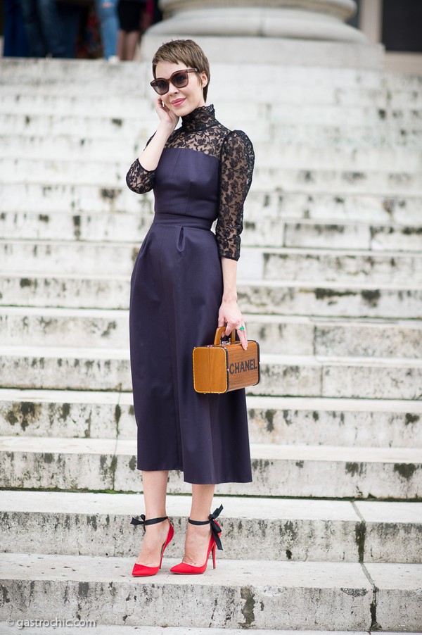 Chọn màu sắc của giày và trang phục phù hợp