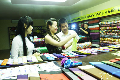 Khai trương điểm tham quan làng nghề truyền thống