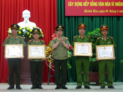 Tổ chức hơn 250 diễn đàn "Công an lắng nghe ý kiến nhân dân"