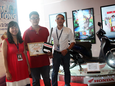 Platinum Nha Trang trao thưởng xe SH Mode