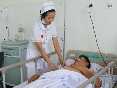 Cấp cứu kịp thời trường hợp bị vỡ ruột thừa bằng nội soi