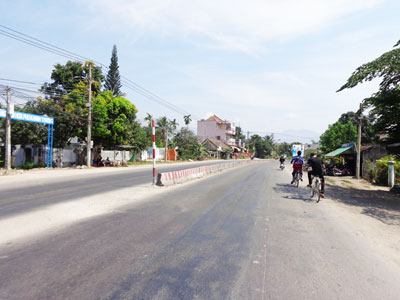 Cần lắp lại biển báo giao thông