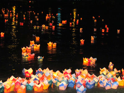 Tiệc ngắm hoa đăng tại Khu du lịch Champa Island