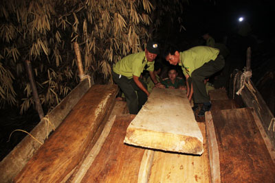 Vụ &quot;Rút ruột rừng Khánh Thượng&quot;: Trật tự đã được tái lập