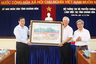 Quan tâm nhiều hơn lĩnh vực báo chí, bưu chính, viễn thông