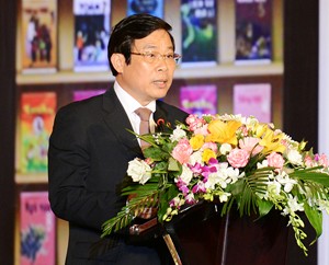 Bộ trưởng Nguyễn Bắc Son kêu gọi các cấp, các ngành nâng cao trách nhiệm trong việc xây dựng và phát triển phong trào đọc sách, hướng tới xây dựng một xã hội học tập. Ảnh: VGP/Quang Hiếu
