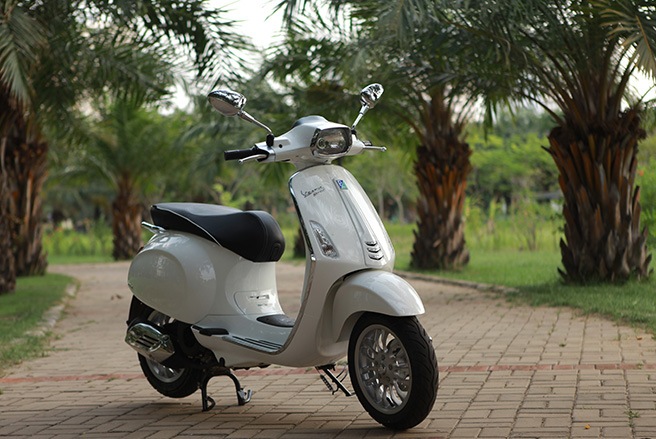 Vespa Sprint giá từ 71 triệu đồng tại Việt Nam