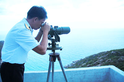 Lính canh trời trên đỉnh Bình Ba