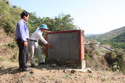 Về căn cứ địa Đá Bàn…