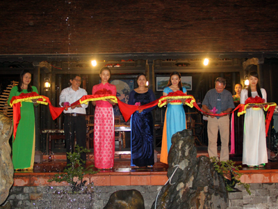 Khai mạc Triển lãm ảnh "Danh thắng Mũi Đôi – Hòn Đầu và Khoảnh khắc Trường Sa"