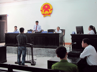 Hủy án sơ thẩm vụ đánh lộn do mâu thuẫn trong khai thác thiếc trái phép