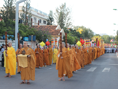 Nghi thức trước giờ diễu hành.