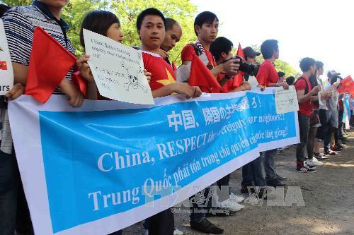 Cộng đồng người Việt tại Nhật Bản, Pháp và Singapore phản đối Trung Quốc xâm phạm chủ quyền